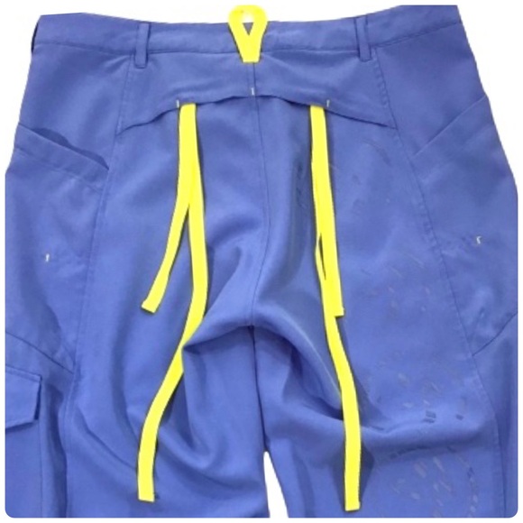 Zumba Fitness - Capri Camo Style Workout Pants - Large - Picture 13 of 14